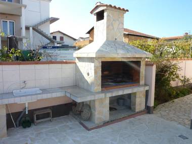 Queen beach Apartments - private pool - Sabunike III - AE1539