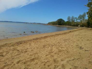 Apartments Teo - by sea & parking