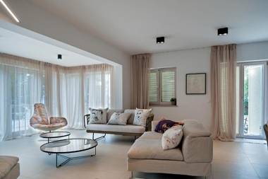 Villa Sumartin Selca stunning luxurious frontline 7 bedrooms villa amazing sea-views
