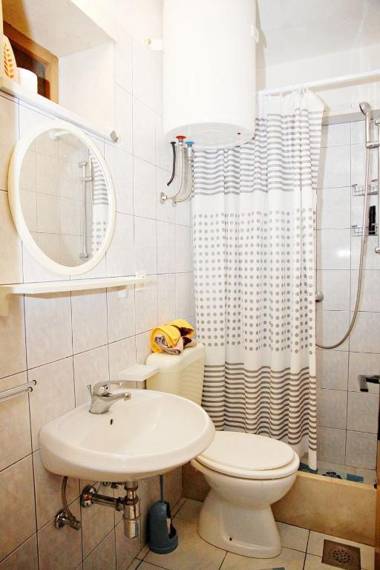 Apartments Nikola-200m from beach