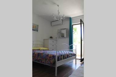 Studio apartment for 2 in center