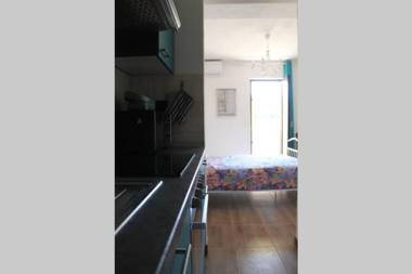 Studio apartment for 2 in center