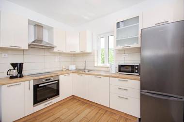 Holiday home Tonko - open pool