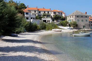 Apartments by the sea Postira Brac - 18971