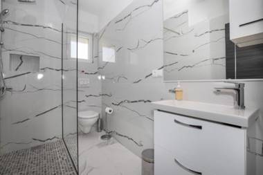 Apartments Jakov - modern and cosy with pool