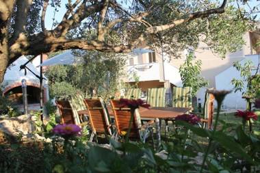 Apartments Ante - 50m from the sea