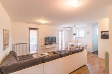 Apartment Complex Kampic