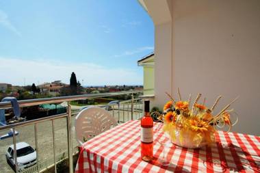 Spacious Apartment Peteh in Veli Maj