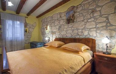 Stone House Rita with Pool