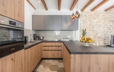 Beautiful Stone House - Villa Parentium with Private Pool