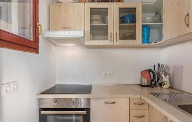 Villa Ivda with Heated Pool in Porec Area