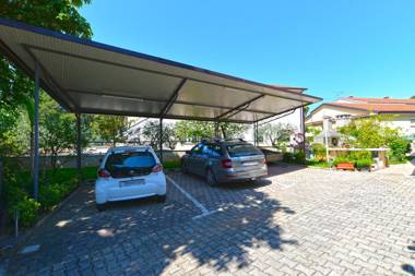 Apartments Marko 1377