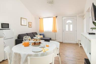 Apartment Bruneta 1 with Sea View