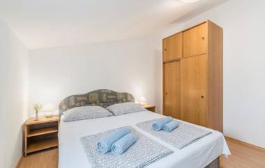 Apartments Saladinka