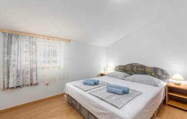 Apartments Saladinka