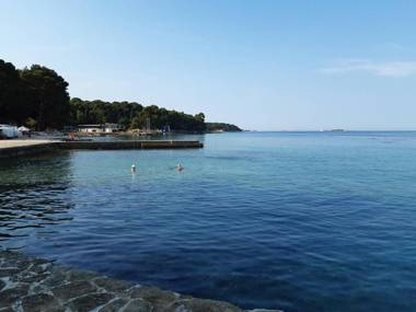 Apartment Josipa with 2 bedrooms near the sports center and the beach