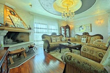 Viki Sani Stiven Evan Teo Goran