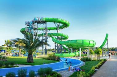 Apartments Pical near the beach and city center