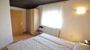 APARTMENT DIKA A 4 FOR 4 PERSONS COUNTRY SIDE NEAR POREČ WITH POOL AND GREEN GARDEN