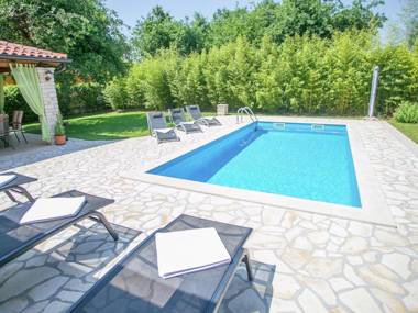 Beautifull spacious family villa with private pool privacy and relax guaranteed