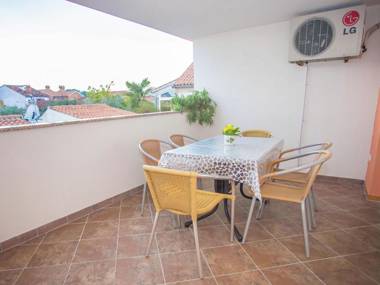 Cozy apartment in quiet surroundings only 600m from the sea.