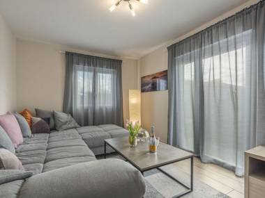 Charming Villa Frontera in Nova Vas with private Pool for 6 people