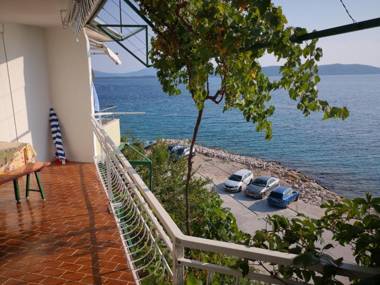 Apartments Sonja - by the sea