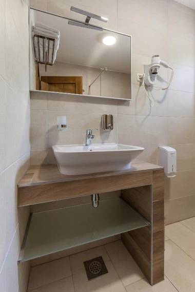 Rooms Imperial House