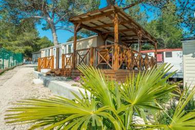 Apartments by the sea Pakostane Biograd - 18783