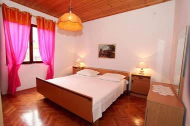 Apartments Marko - 70m from the sea