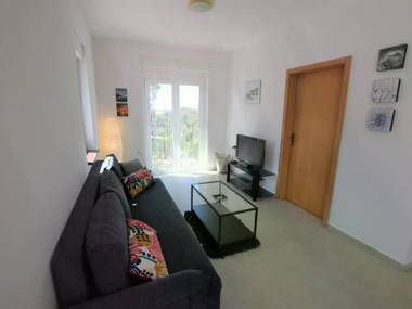 Not detached home with private terrace and garden