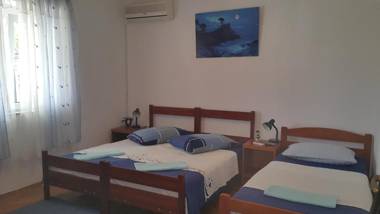 Apartments Ivana i Darko