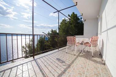 Stanici beach apartments