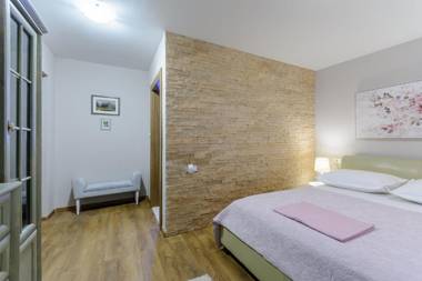 Villa Secluded Paradise