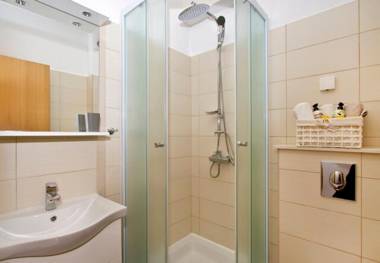 Villa Miho - with pool