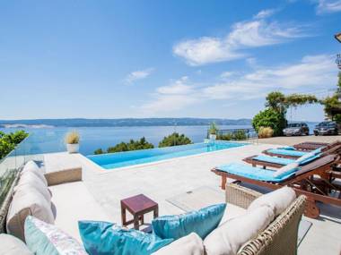 Comfortable Apartment in Celina with Swimming Pool