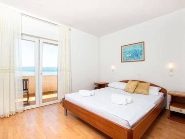 Comfortable Apartment in Celina with Swimming Pool