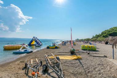 Apartments and Rooms Perica