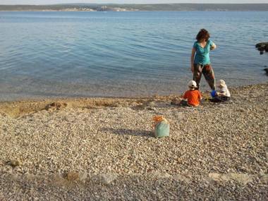 Apartments Dubravko-5m from beach