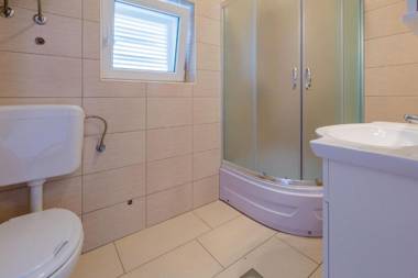 Apartments Tomica - open pool