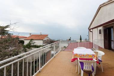 Apartments and Room Luka