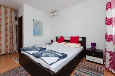 Apartments and Room Luka