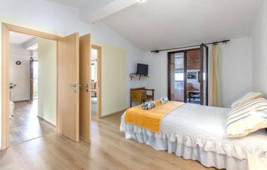 5 bedrooms villa at Klenovica 500 m away from the beach with sea view furnished terrace and wifi