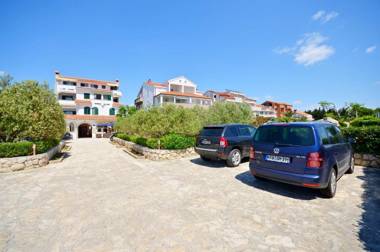 Apartments Daniela Della