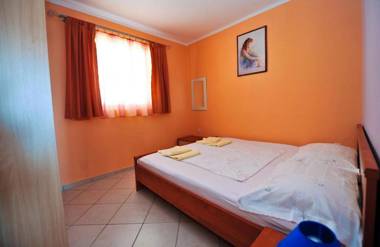 Apartment Danka - parking and grill