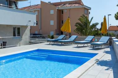 Apartments & Rooms Villa Casia