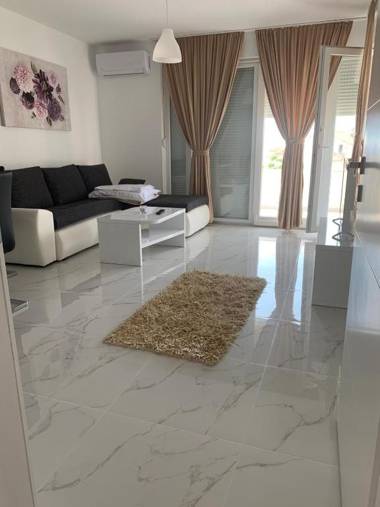 Villa Sendi luxury with a pool