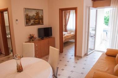 Apartments KarolinaS - parking