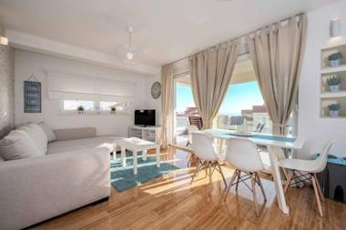 Blue sky modern sea view apartment