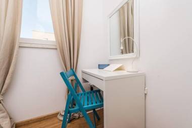 Blue sky modern sea view apartment